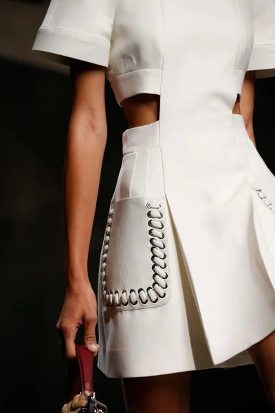 Look 21